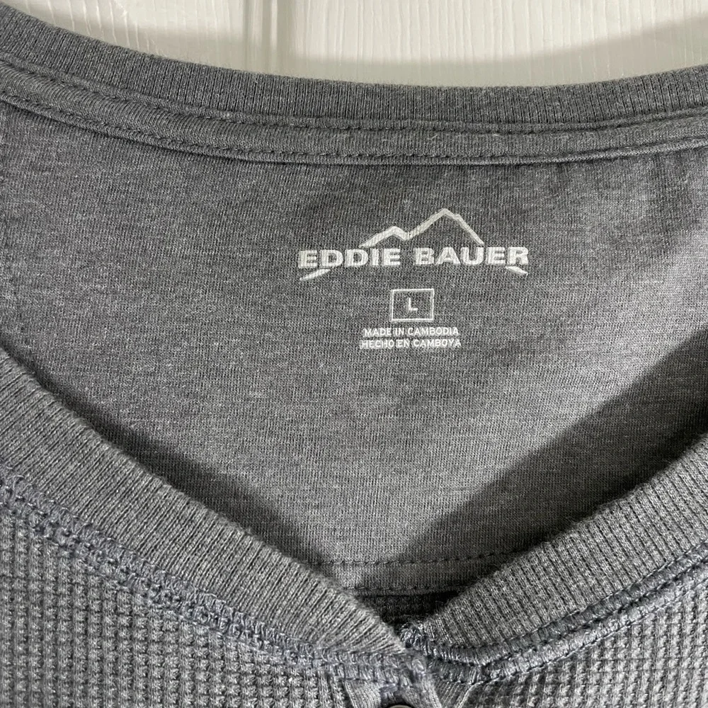 EDDIE BAUER Size Large Gray Knitted Waffle Thermal Long Sleeve Shirt - Picture 2 of 5